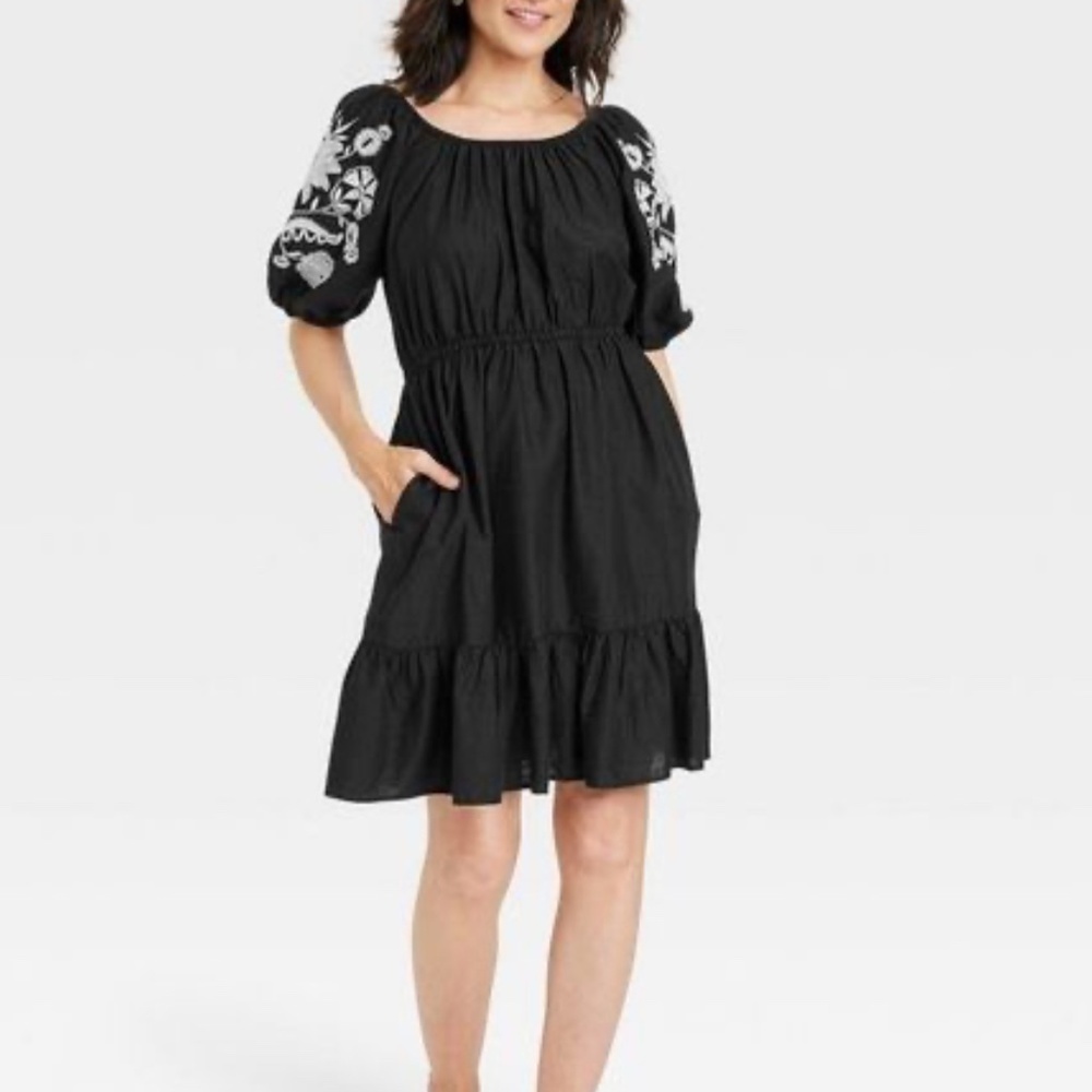 Knox Rose Black Dress Embroidered Sleeves